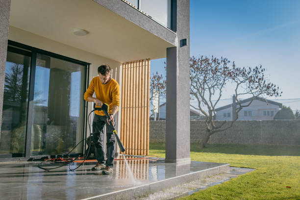 Best Driveway Pressure Washing  in Watertown, WI